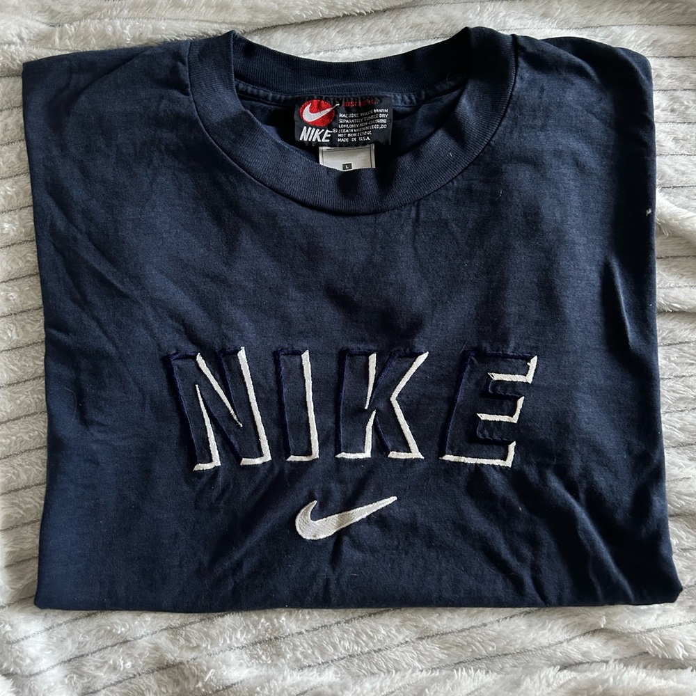 Navy blue embroidered Nike tee
